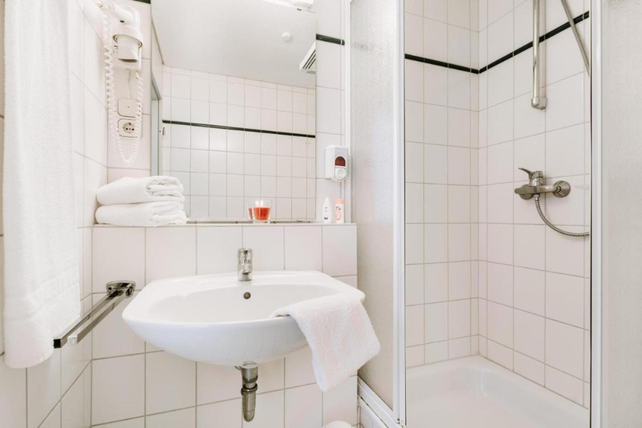 Hotel Zur Radau บัดฮาร์ซบวร์ก ภายนอก รูปภาพ